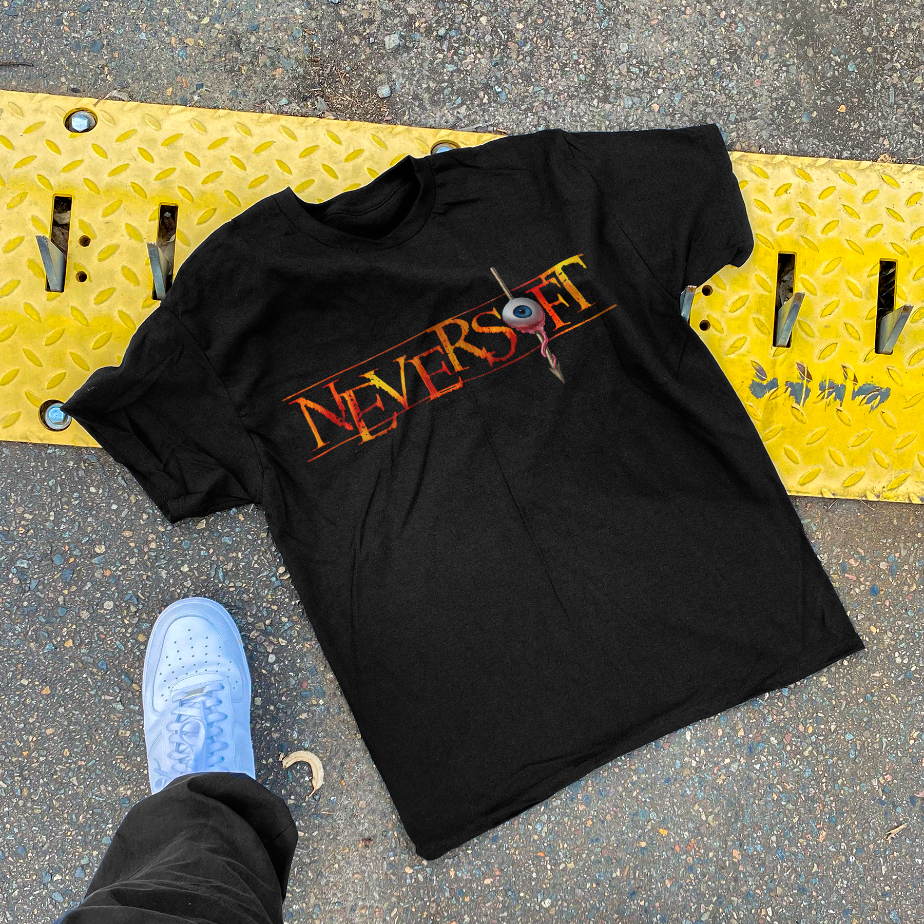 2000s 'NEVERSOFT' BLACK PROMO T-SHIRT